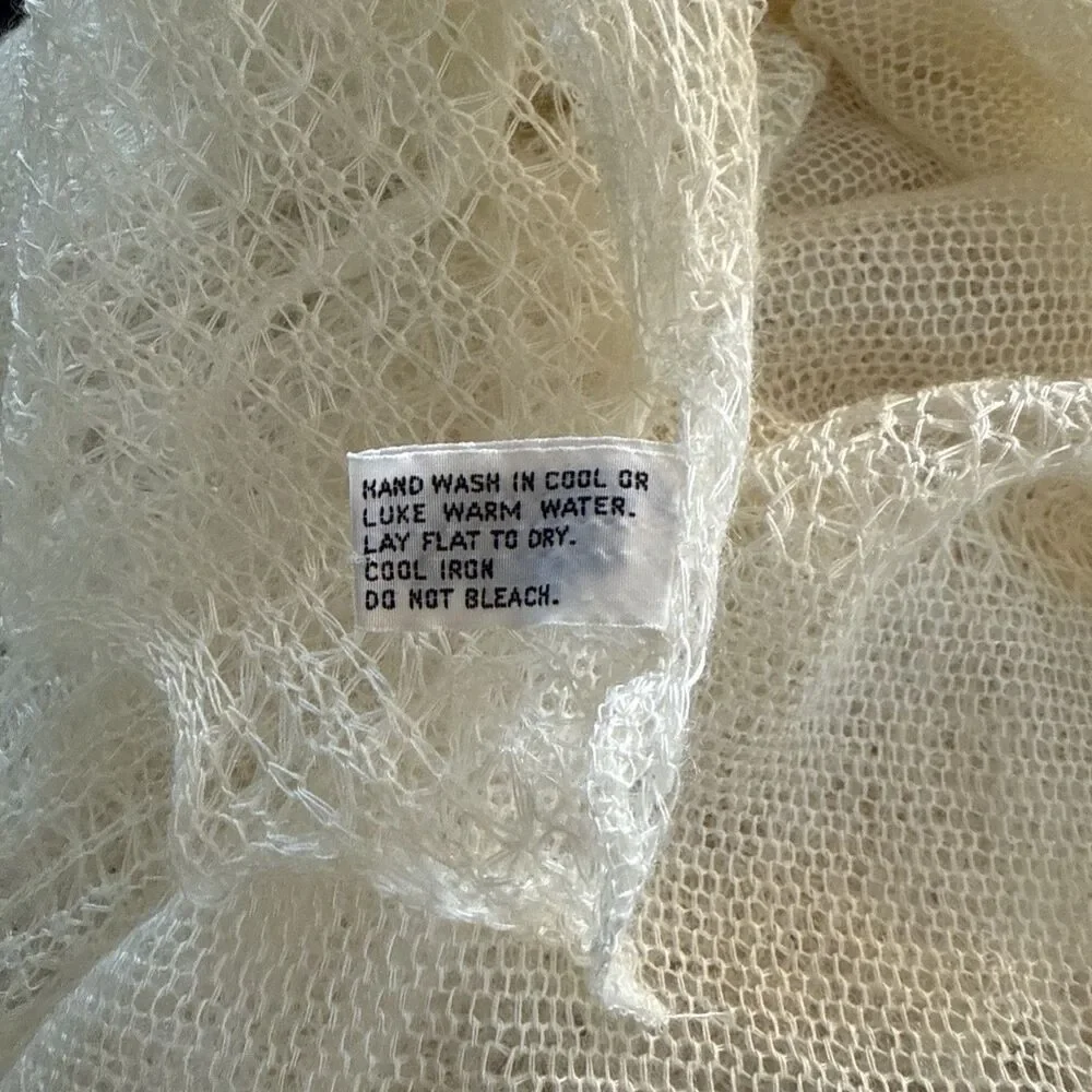 LACE LIKE KNIT SQUARE SHAWL wrap For Wedding Made In Japan